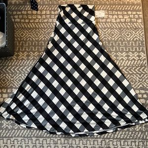 Lulu roe brand. Maxi skirt!